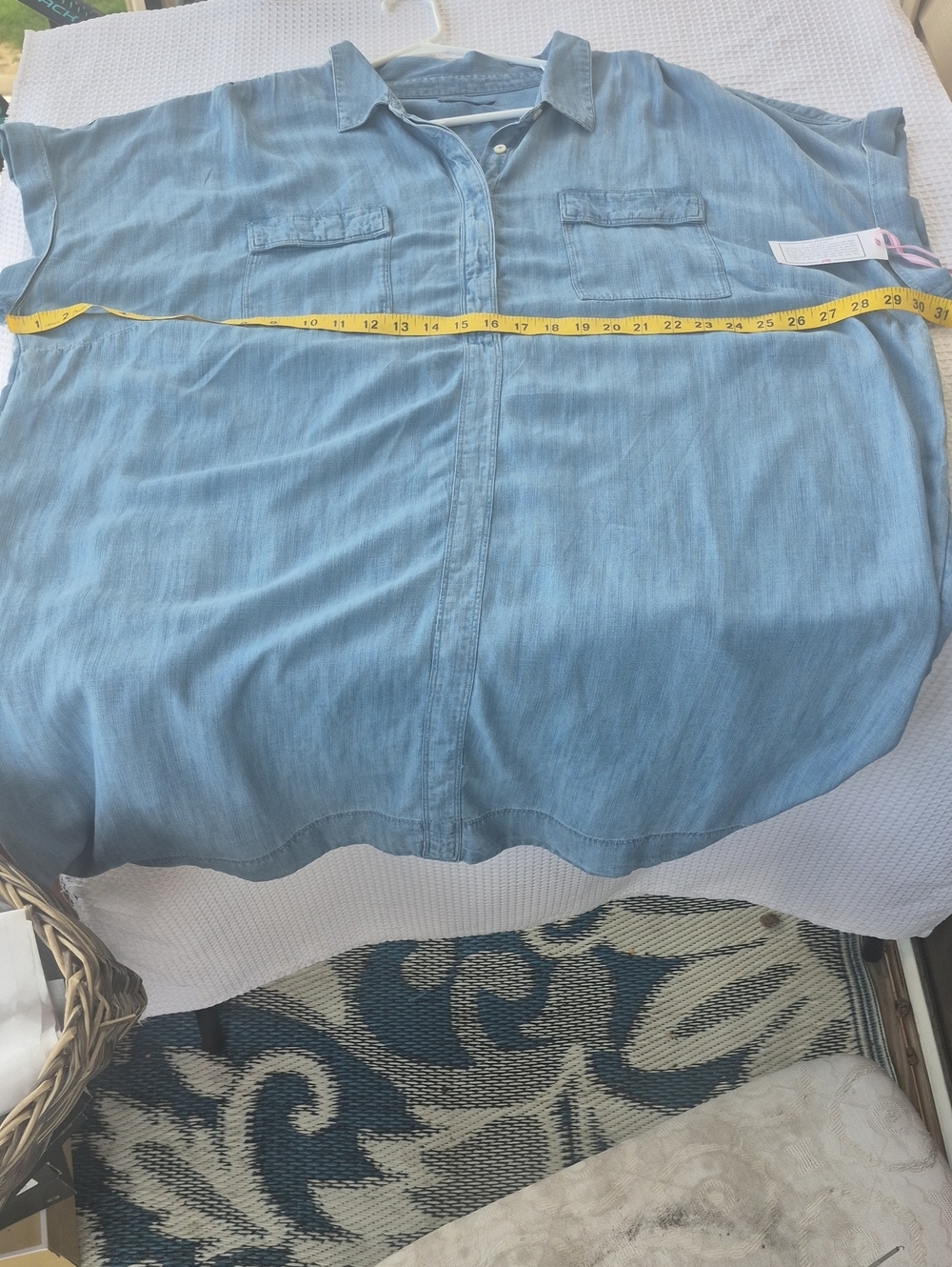 Vineyard Vines Light Blue Chambray Top
